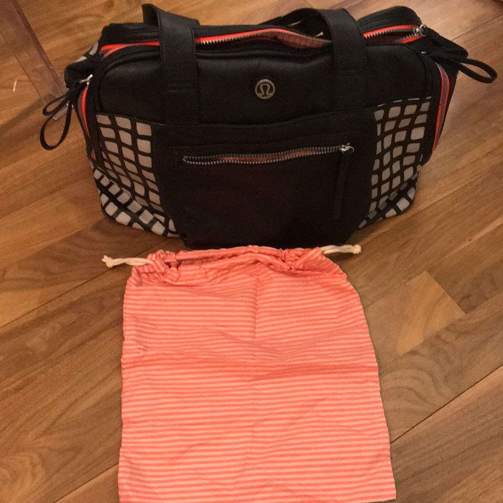 Lululemon Sweat & Go Bag